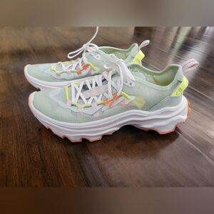 (New) Sorel Women's Kinetic Breakthru Day Lace Shoes Tea Light Sea Salt Size 6.5